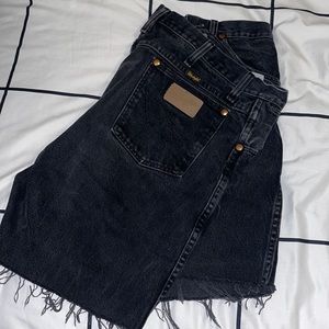 Black Wrangler mom shorts